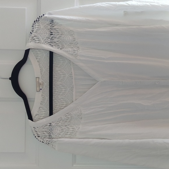 Pleione Button Down Blouse - Picture 7 of 9